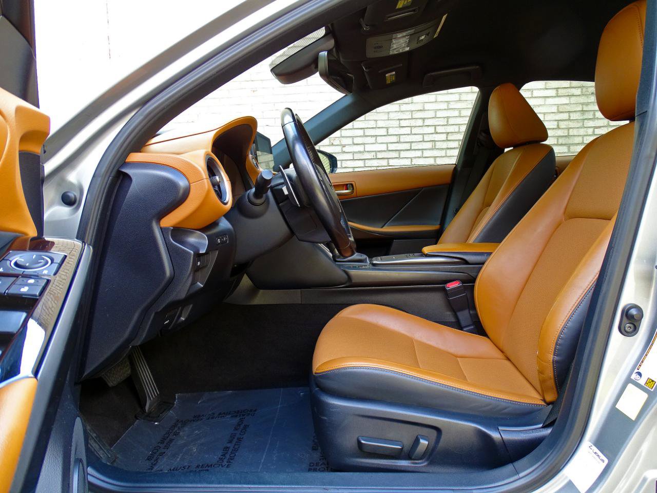 Used 2021 Lexus IS 300 w/ Accessory Package RWD image 9