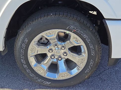 New 2026 RAM 1500 Big Horn AWD/4WD image 7