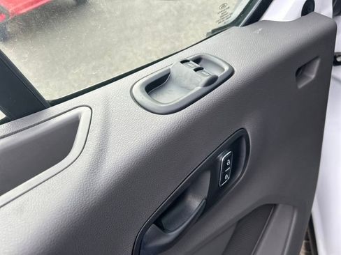 New 2025 Ford Transit 250 148 Medium Roof w/ Load Area Protection Package image 14