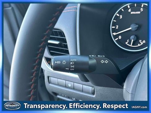 Used 2025 Nissan Rogue SV image 23