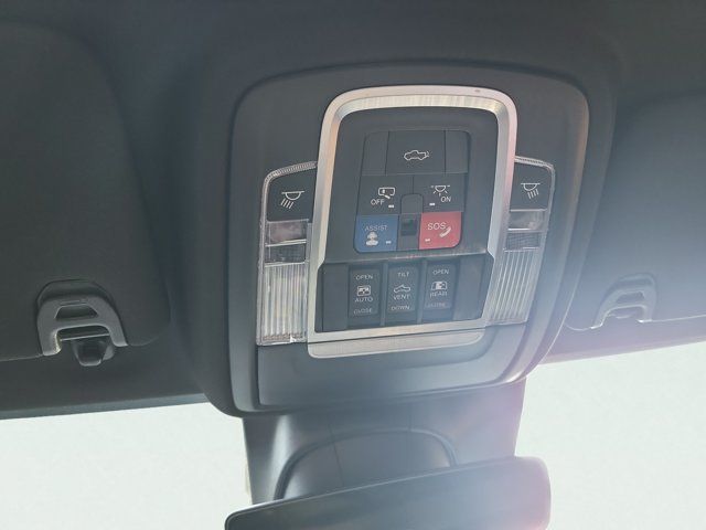 Used 2019 RAM 2500 Limited AWD/4WD image 37