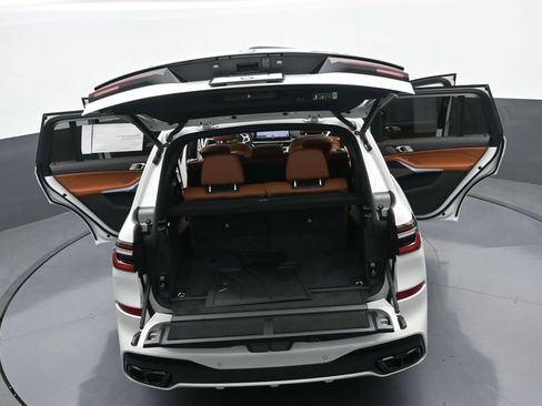 New 2027 BMW X7 M60i AWD/4WD image 43