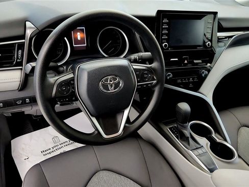 Used 2022 Toyota Camry LE w/ Carpet Mat Package (TMS) image 24