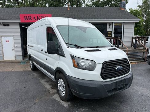 Used 2017 Ford Transit 250 148 Medium Roof RWD image 4