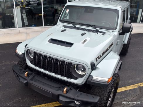 Used 2024 Jeep Wrangler Unlimited Rubicon 392 image 9