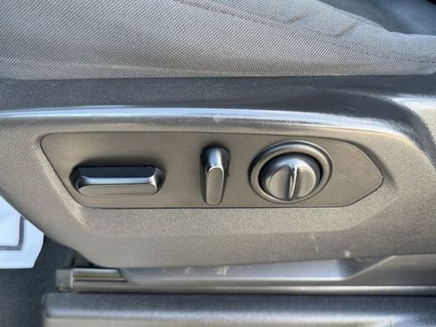 Used 2019 Chevrolet Silverado 1500 LT w/ All-Star Edition image 22