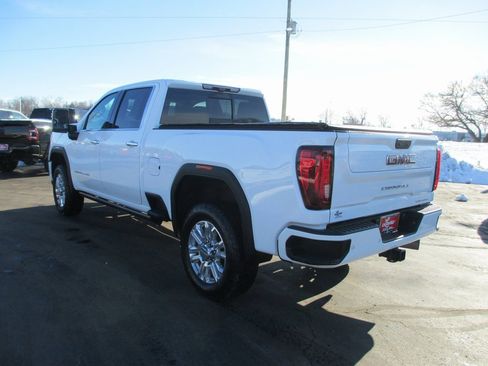 Used 2021 GMC Sierra 2500 Denali w/ Denali Ultimate Package image 9