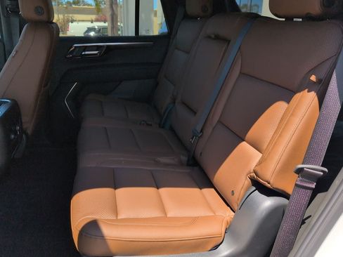 New 2026 Chevrolet Tahoe LS AWD/4WD image 25