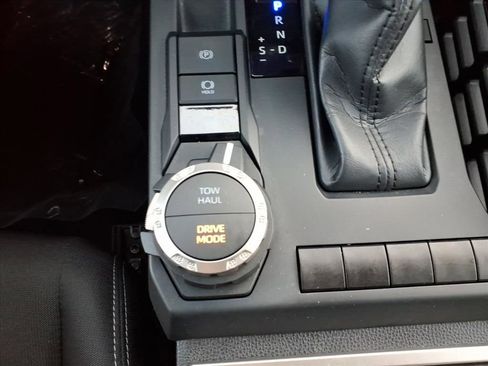 Used 2024 Toyota Tacoma TRD Sport image 19