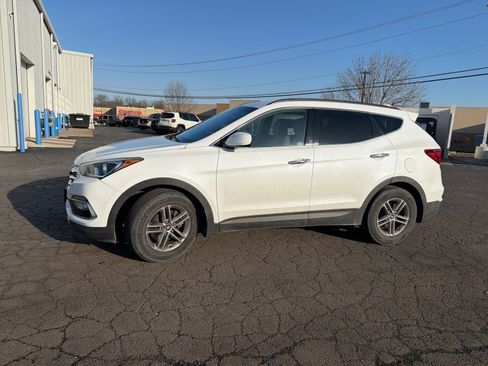 Used 2017 Hyundai Santa Fe Sport image 14