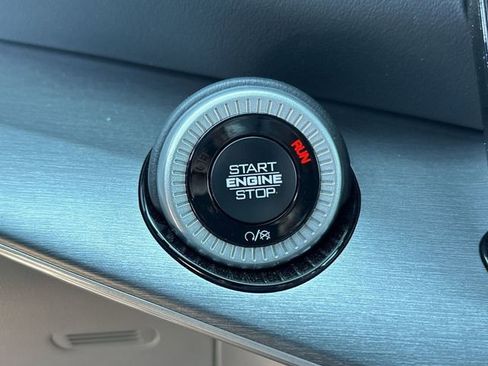 New 2026 Jeep Grand Wagoneer Limited AWD/4WD image 26