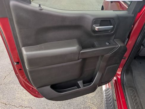 Used 2021 Chevrolet Silverado 1500 Custom AWD/4WD image 11