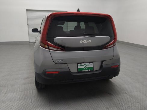 Used 2022 Kia Soul LX w/ Technology Package image 6