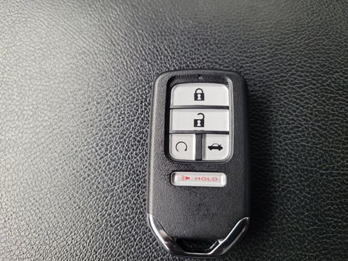 Used 2018 Honda Accord EX-L image 32