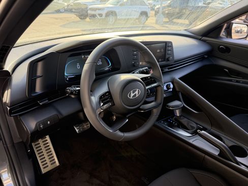 New 2026 Hyundai Elantra Sport FWD image 24