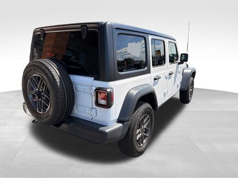Used 2024 Jeep Wrangler Unlimited Sport AWD/4WD image 8