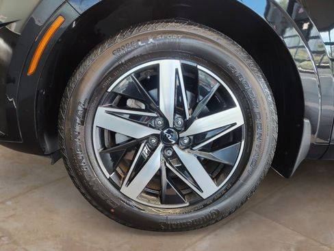 Used 2023 Kia Sorento EX w/ Panoramic Sunroof Package FWD image 31