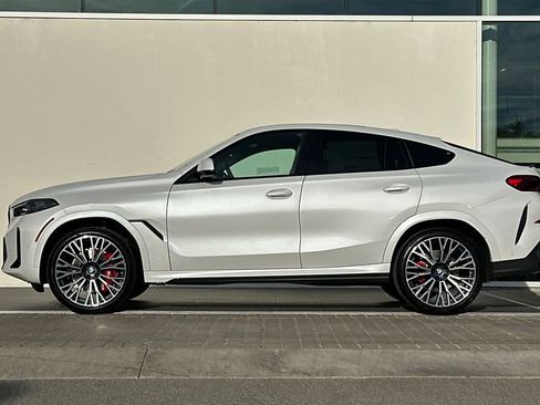 New 2026 BMW X6 xDrive40i image 6