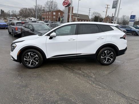 Certified 2023 Kia Sportage EX image 4