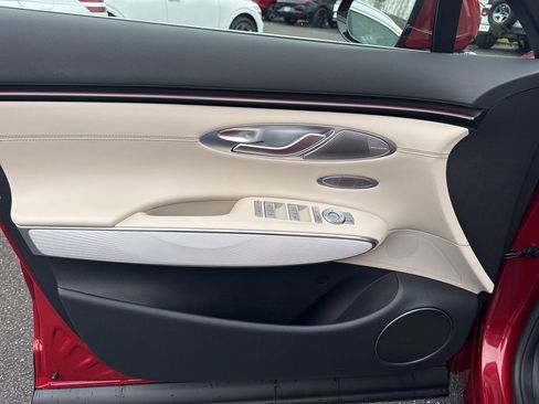 New 2026 Genesis GV70 2.5T Advanced image 17