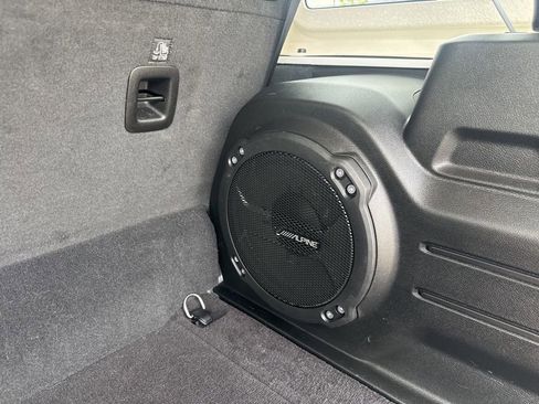 Certified 2023 Jeep Wrangler Unlimited Rubicon 4xe w/ Steel Bumper Group image 9