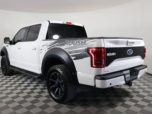 Used 2017 Ford F150 Lariat w/ Equipment Group 502A Luxury AWD/4WD image 4