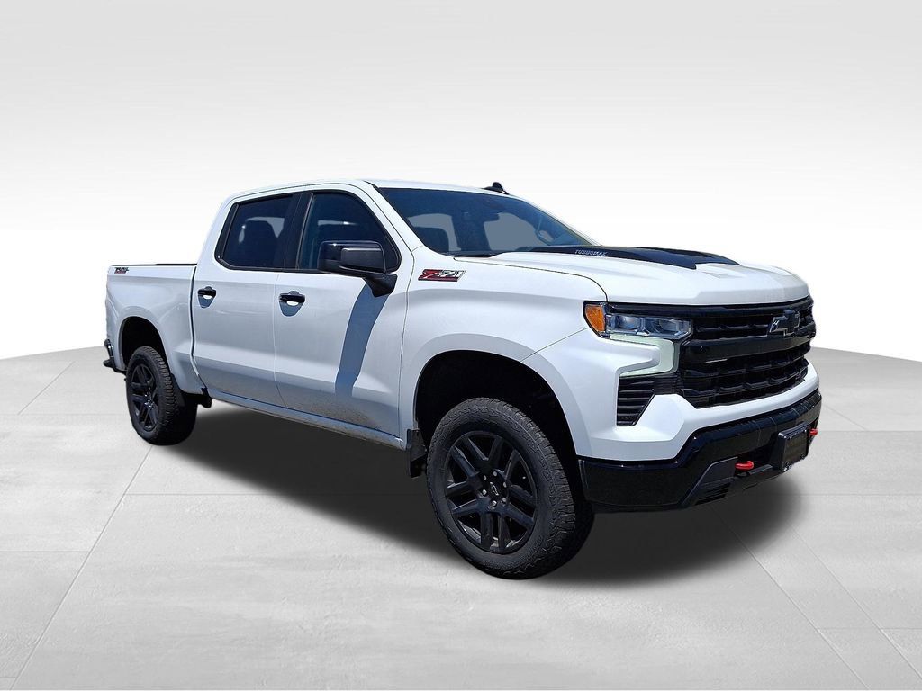 Used 2026 Chevrolet Silverado 1500 LT Trail Boss w/ Protection Package AWD/4WD image 1