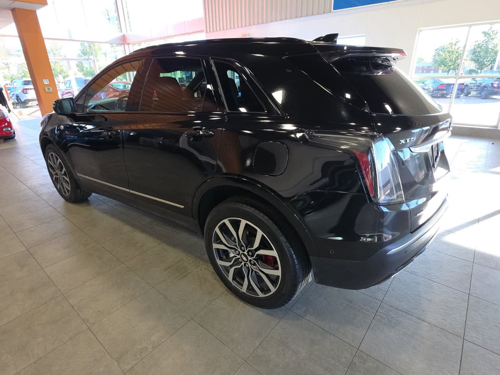 Used 2022 Cadillac XT5 Sportv w/ Platinum Package AWD/4WD image 11