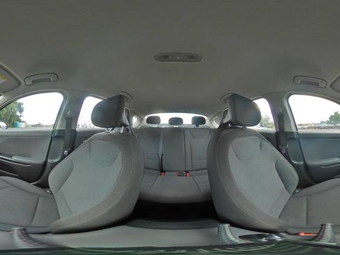 Used 2025 Kia K4 FWD image 42