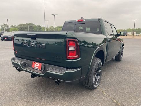New 2026 RAM 1500 4x4 Crew Cab image 7