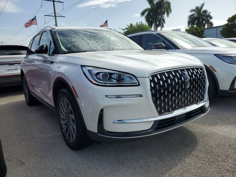 Certified 2023 Lincoln Corsair Reserve image 14