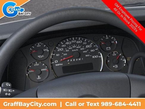 New 2025 Chevrolet Express 3500 Extended image 18