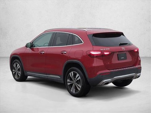 Certified 2025 Mercedes-Benz GLA 250 image 7