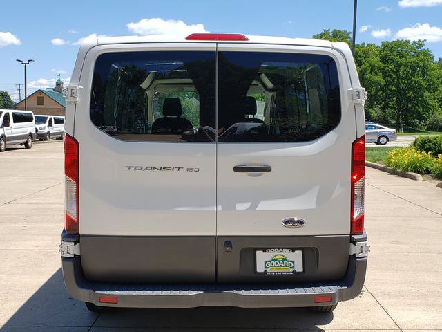 Used 2016 Ford Transit 150 130 Low Roof RWD image 4