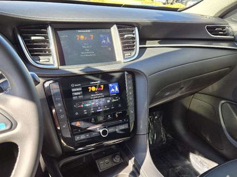 Certified 2025 INFINITI QX50 Luxe w/ Cargo Package image 32