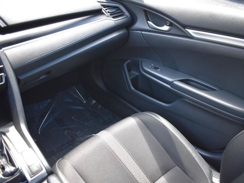 Used 2020 Honda Civic Sport image 17