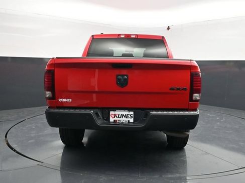Used 2024 RAM 1500 Warlock AWD/4WD image 8