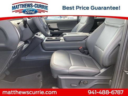 New 2025 Ford Expedition Active image 10