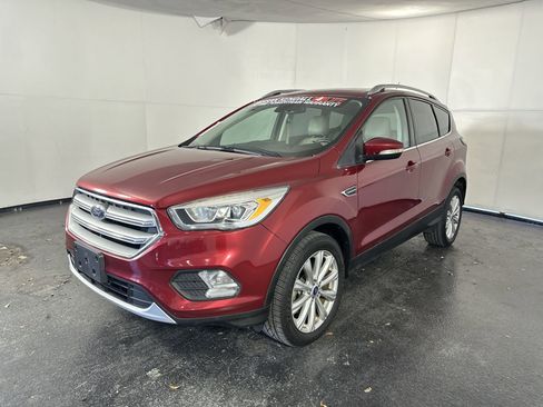 Used 2017 Ford Escape Titanium image 6