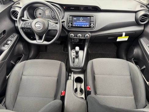 Used 2025 Nissan Kicks Play S image 26