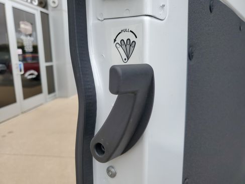 Used 2025 RAM ProMaster 2500 w/ Storage Group image 23