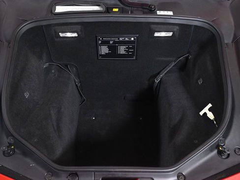 Used 2018 Ferrari 488 Spider image 24