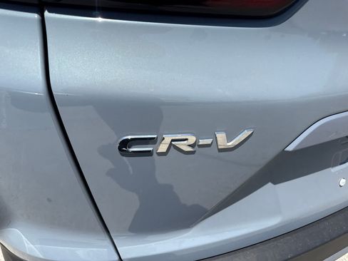 Used 2021 Honda CR-V Special Edition image 13