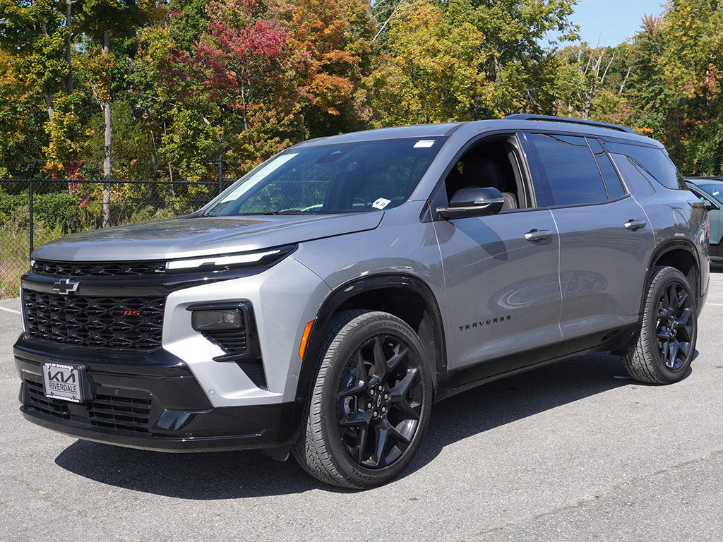 Used 2026 Chevrolet Traverse RS AWD/4WD image 14