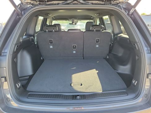 New 2026 Jeep Grand Cherokee Altitude RWD image 17
