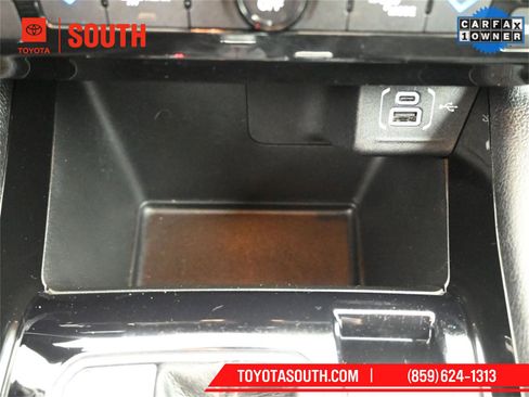 Used 2022 Jeep Compass Trailhawk w/ Trailhawk Convenience Group image 22