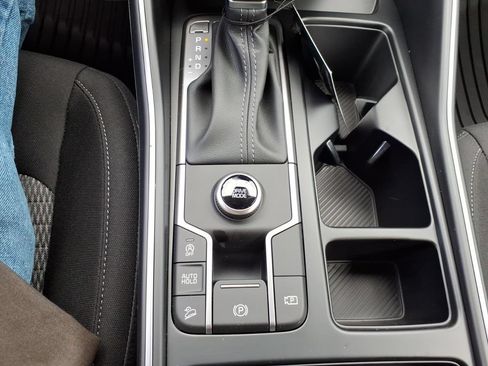 Certified 2026 Kia Sorento LX FWD image 15