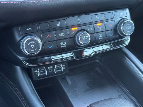 Used 2022 Dodge Durango R/T image 22