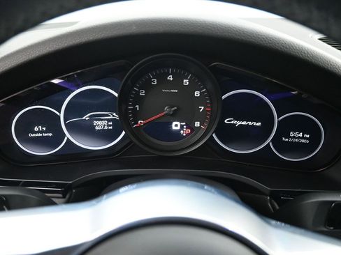 Certified 2023 Porsche Cayenne image 19