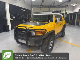 Used 2007 Toyota FJ Cruiser 4WD video 1